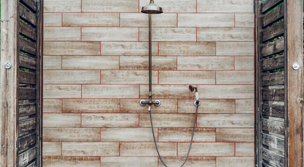 Plumbers 911 | Contractor Referral Service | Outdoor Shower | Installation, Repair, Maintenance