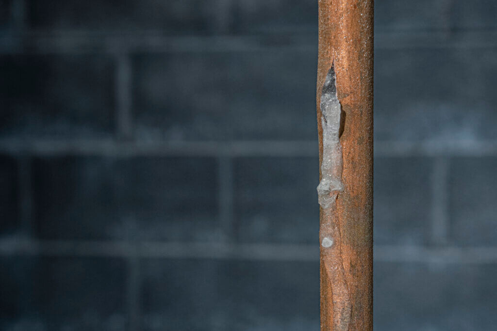 Plumbers 911 | Boston | Plumbing Contractor Referral Service | Frozen/Burst Pipe