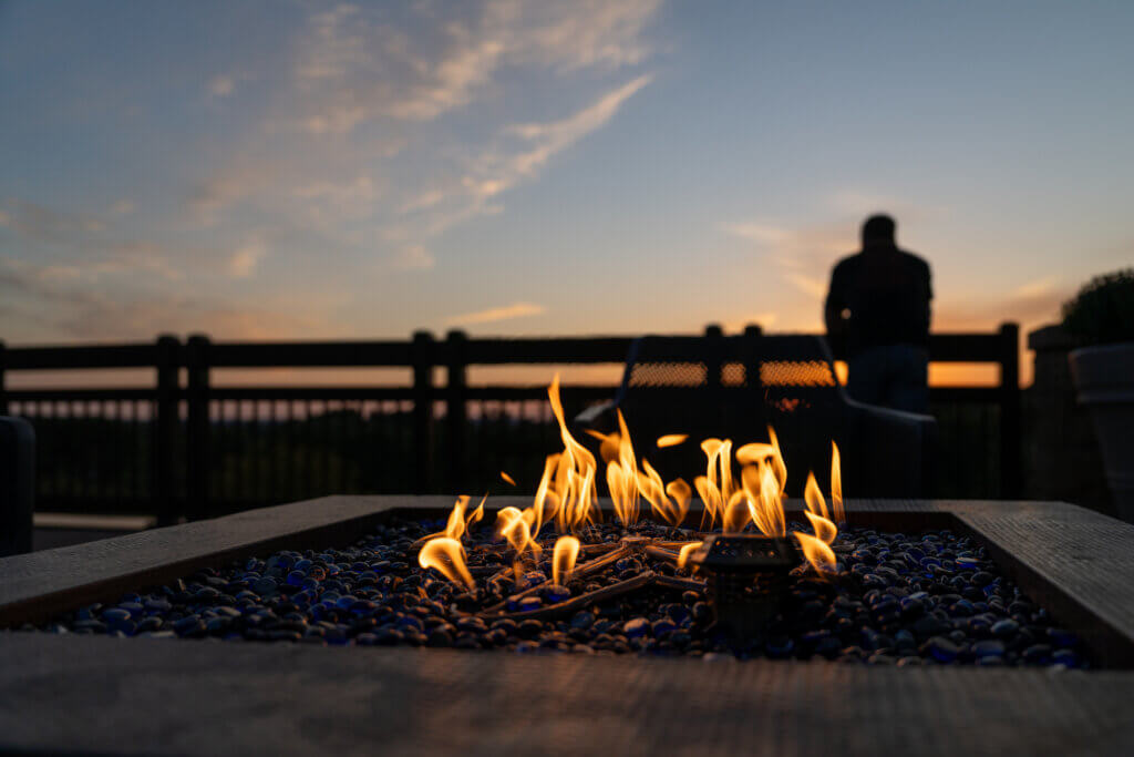 Natural Gas Fire Pit At Dusk | Plumbers 911 Contractor Referral Service | Gas Systems | Gas Line Installation